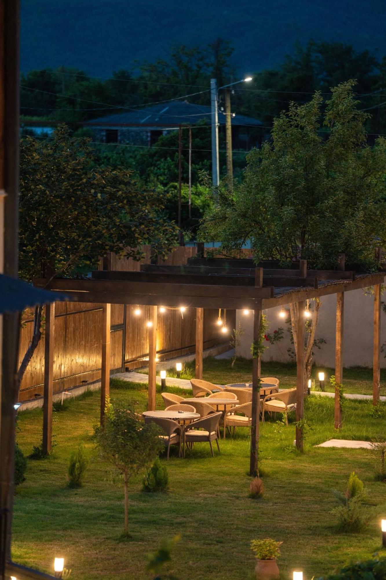 Vineyard Hotel & Winery Napareuli 外观 照片