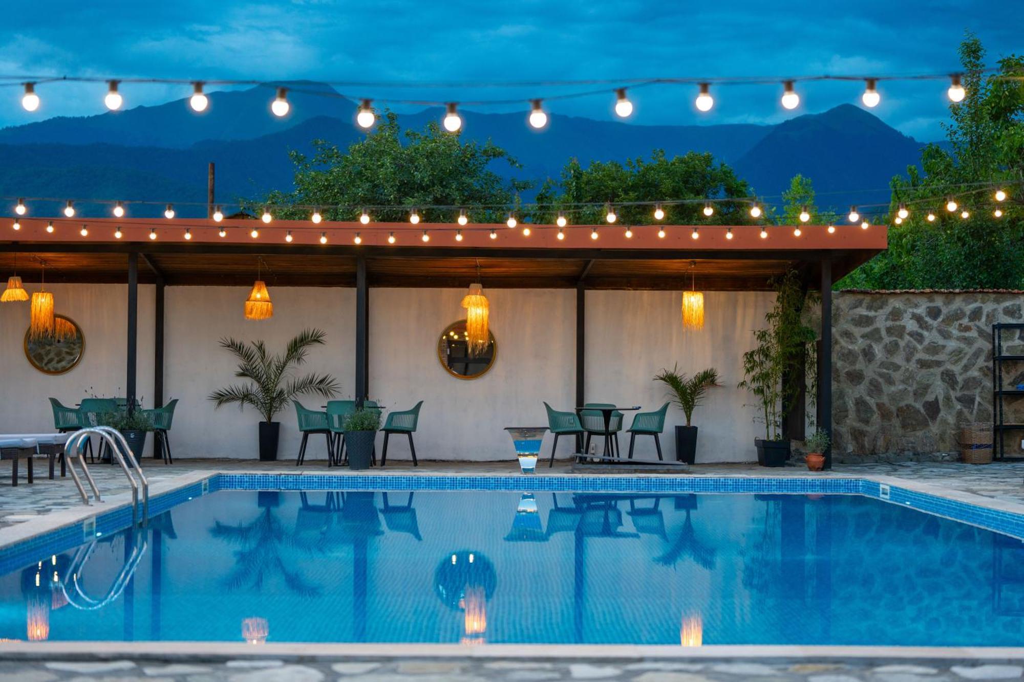 Vineyard Hotel & Winery Napareuli 外观 照片
